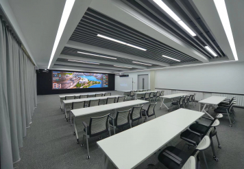 大連理工大學(xué)